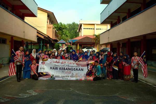 7EBFF38D5-66B4-B9C7-9E89-A374D42C0B47.jpg